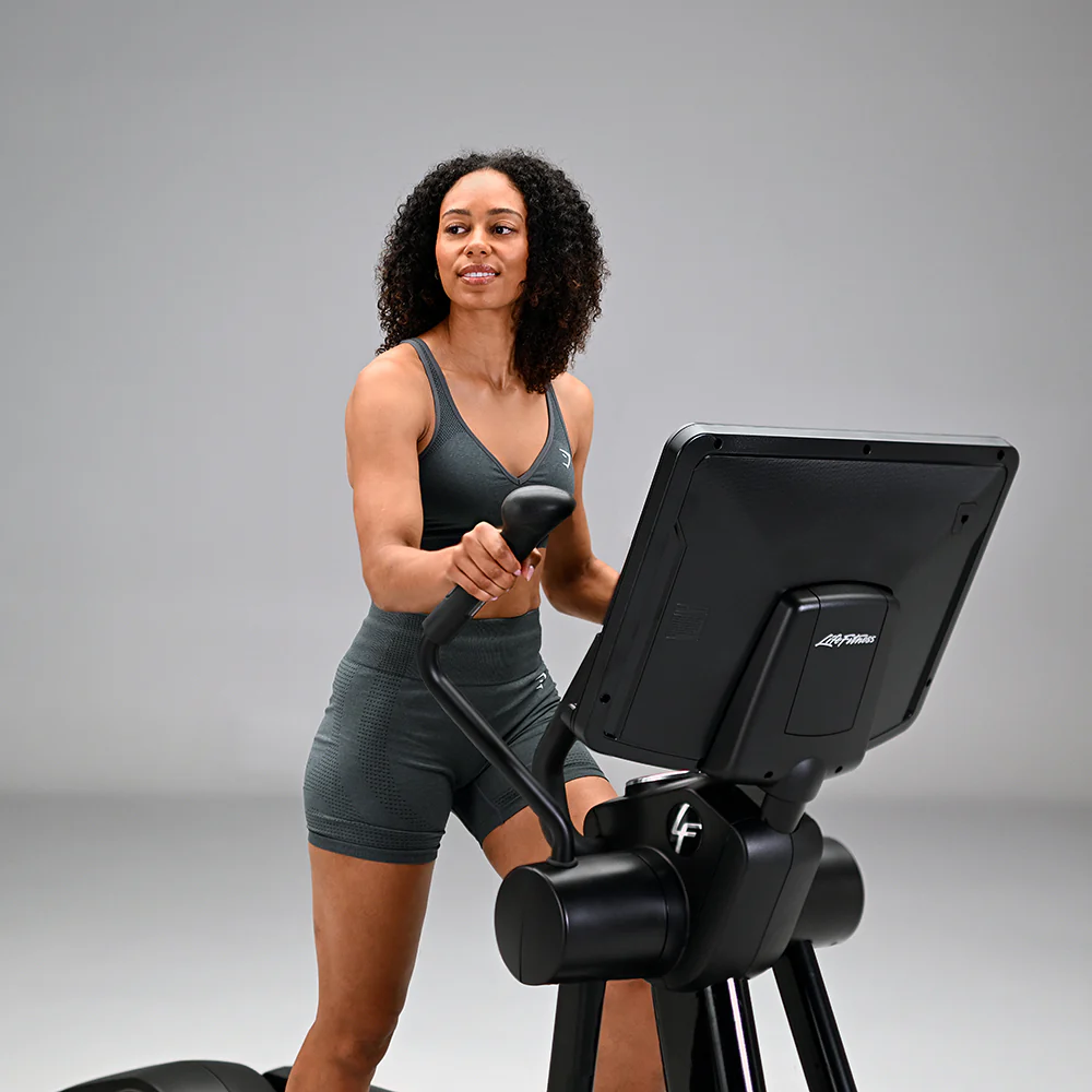Club Series+ Elliptical Cross-Trainer - Image 3