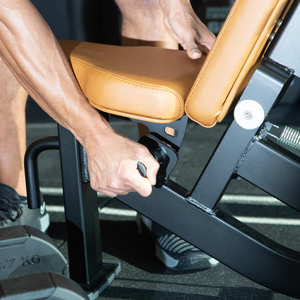 Hammer Strength Home Multi-Adjustable Bench - Image 12